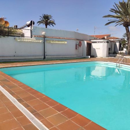 מספאלומס Lovely 2 Bedroom Bungalow With Parking מראה חיצוני תמונה