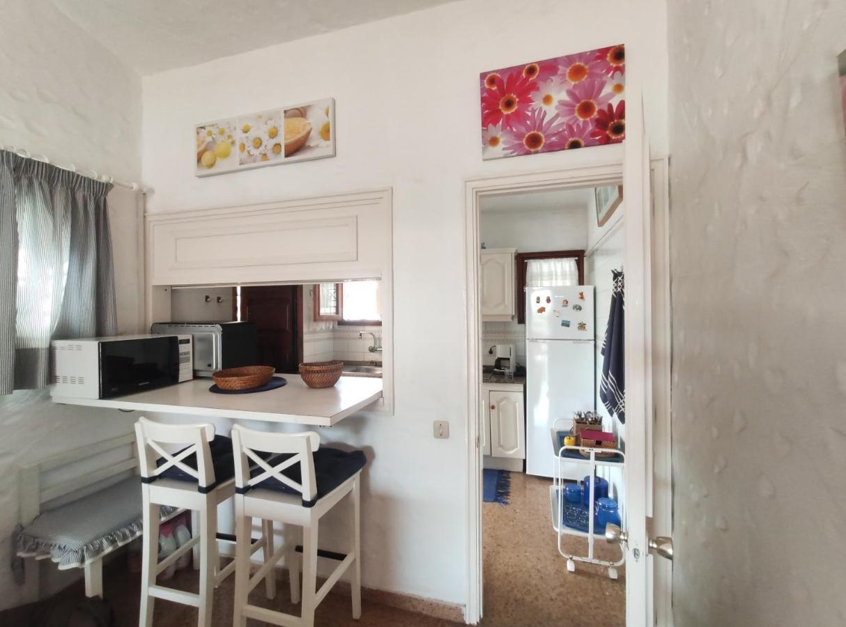 מספאלומס Lovely 2 Bedroom Bungalow With Parking מראה חיצוני תמונה