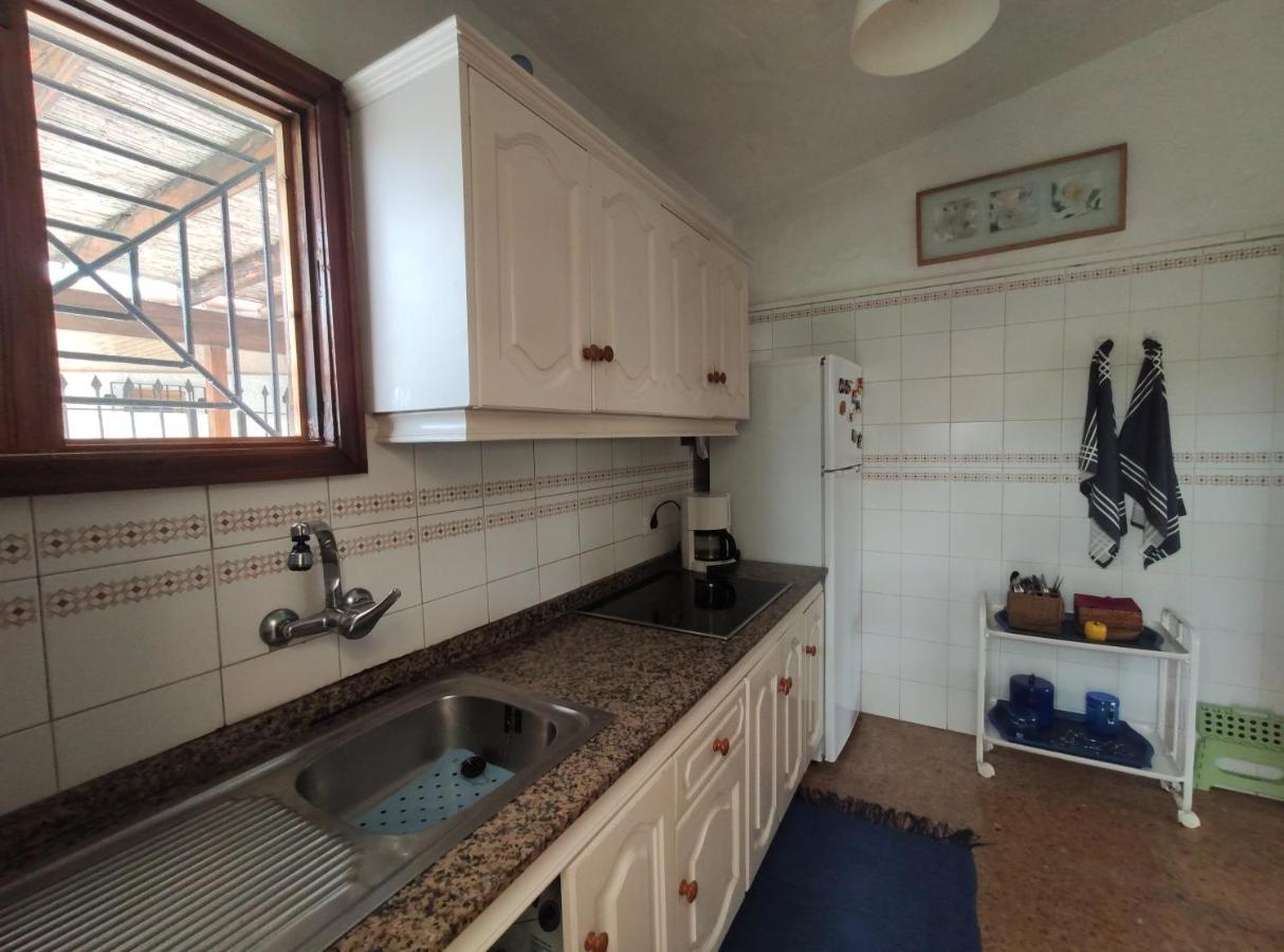 מספאלומס Lovely 2 Bedroom Bungalow With Parking מראה חיצוני תמונה