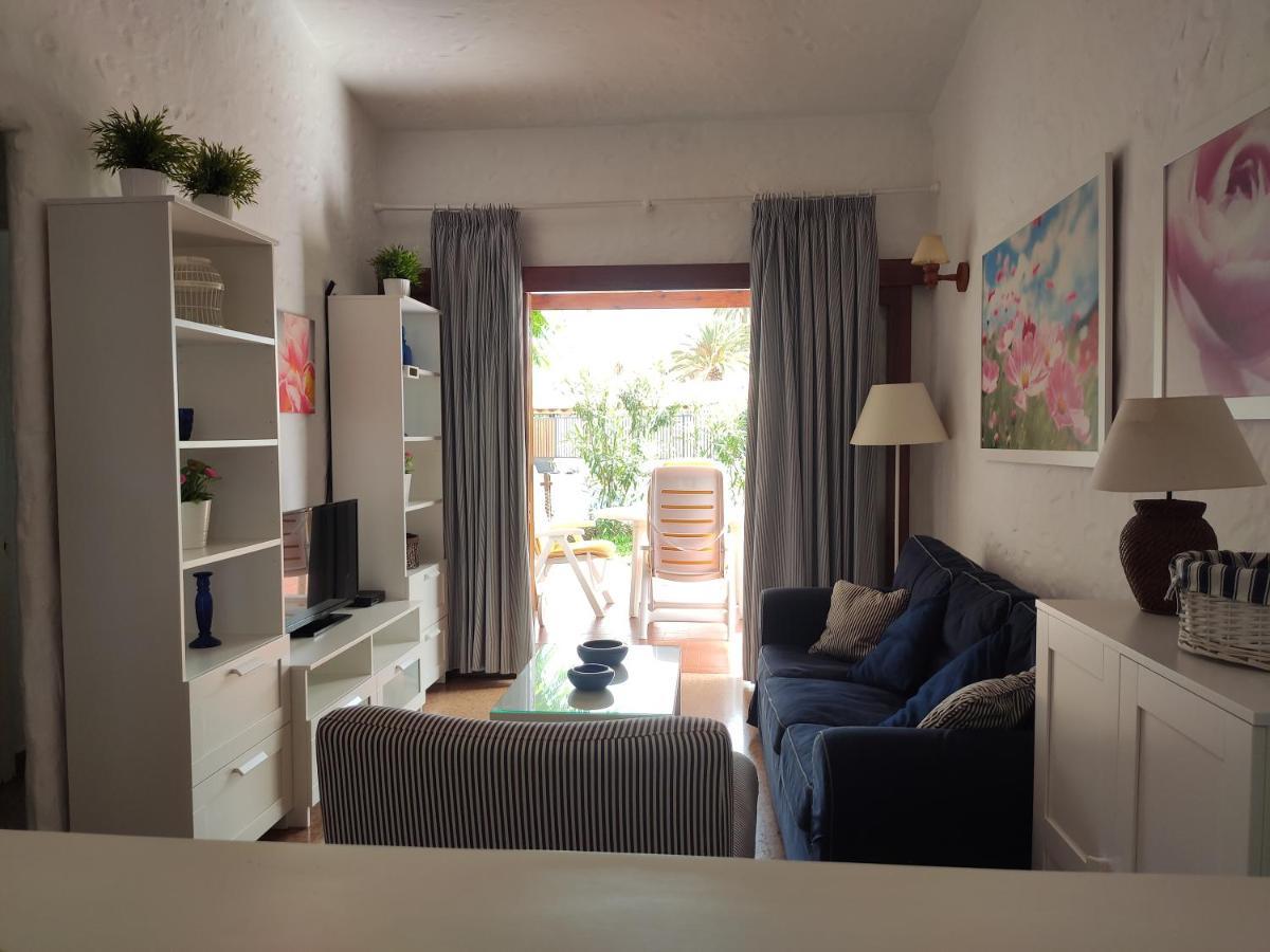 מספאלומס Lovely 2 Bedroom Bungalow With Parking מראה חיצוני תמונה
