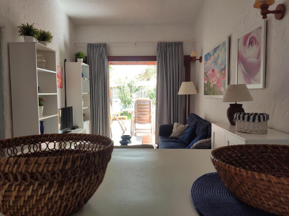 מספאלומס Lovely 2 Bedroom Bungalow With Parking מראה חיצוני תמונה