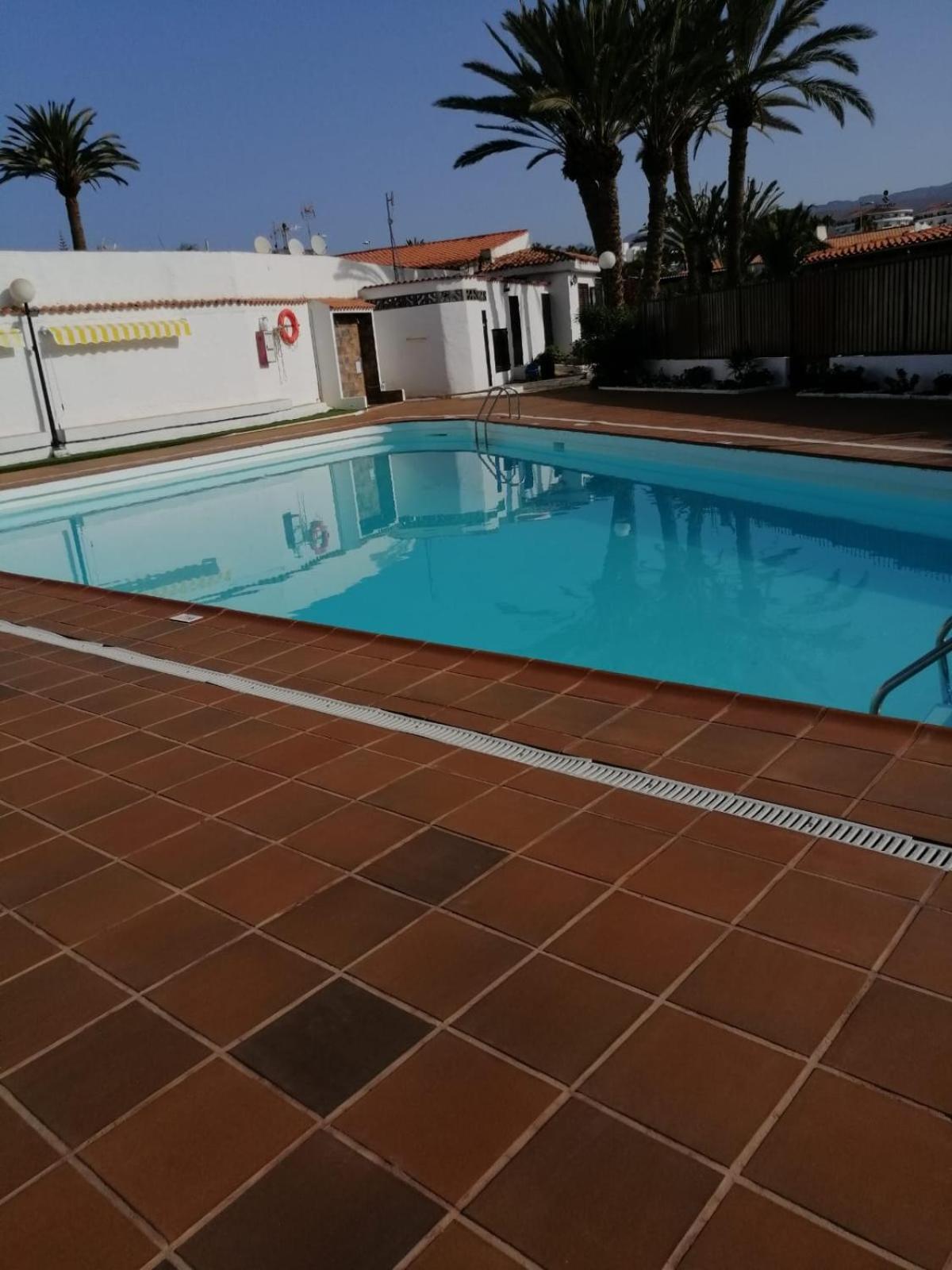 מספאלומס Lovely 2 Bedroom Bungalow With Parking מראה חיצוני תמונה